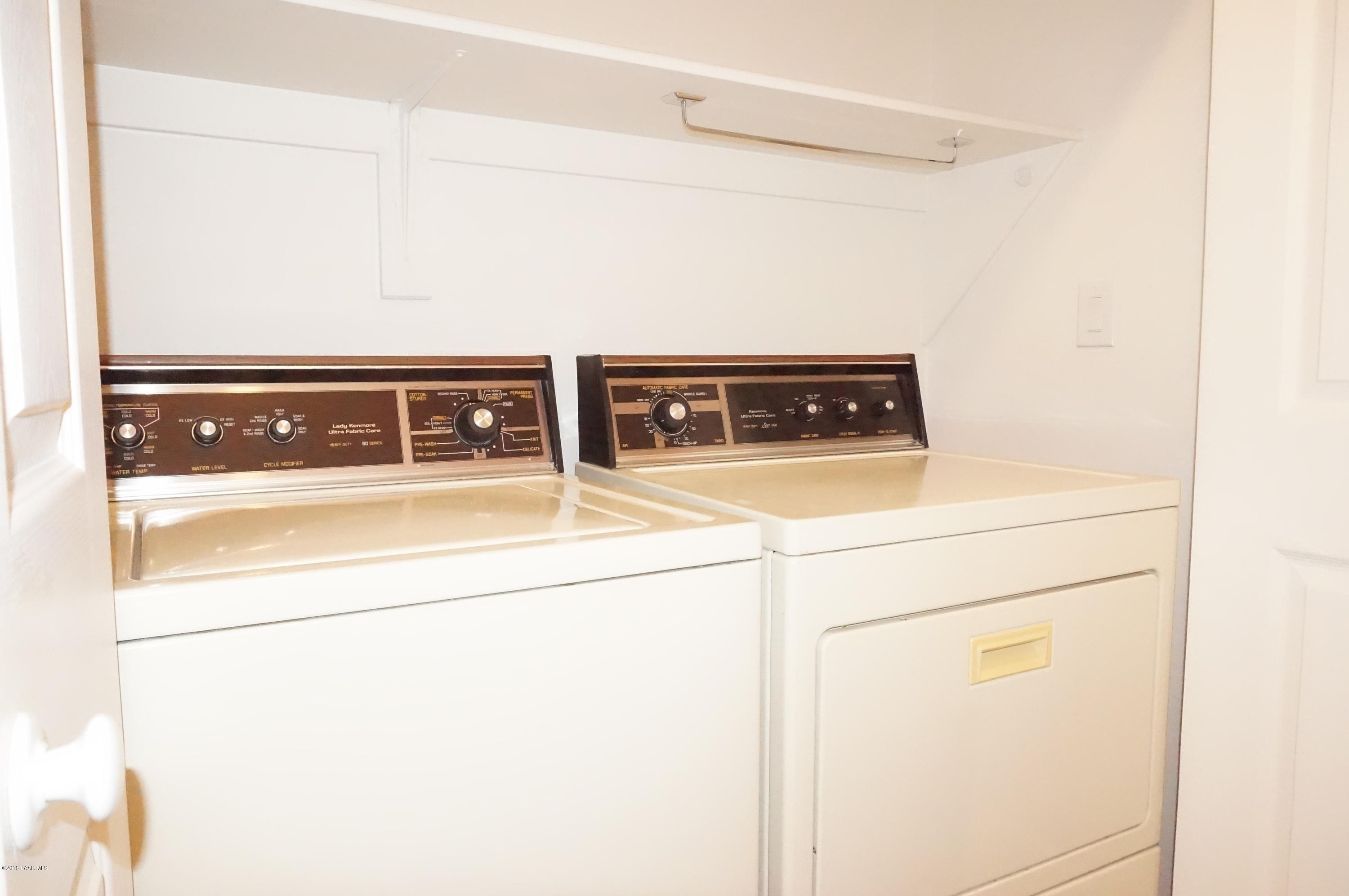 12867 East Rico Street Dewey, AZ 86327 - Photo 19 of 29 Laundry Closit