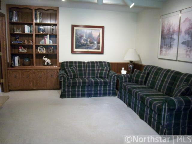 6940 Moccasin Valley Road Edina, MN 55439 - Photo 8 of 18