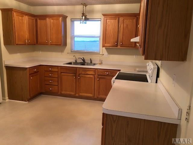 191 Herman Arnold Road Camden, NC 27921 - Photo 5 of 26 Kitchen