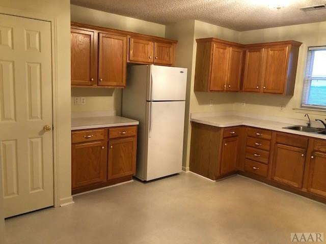 191 Herman Arnold Road Camden, NC 27921 - Photo 7 of 26 Kitchen