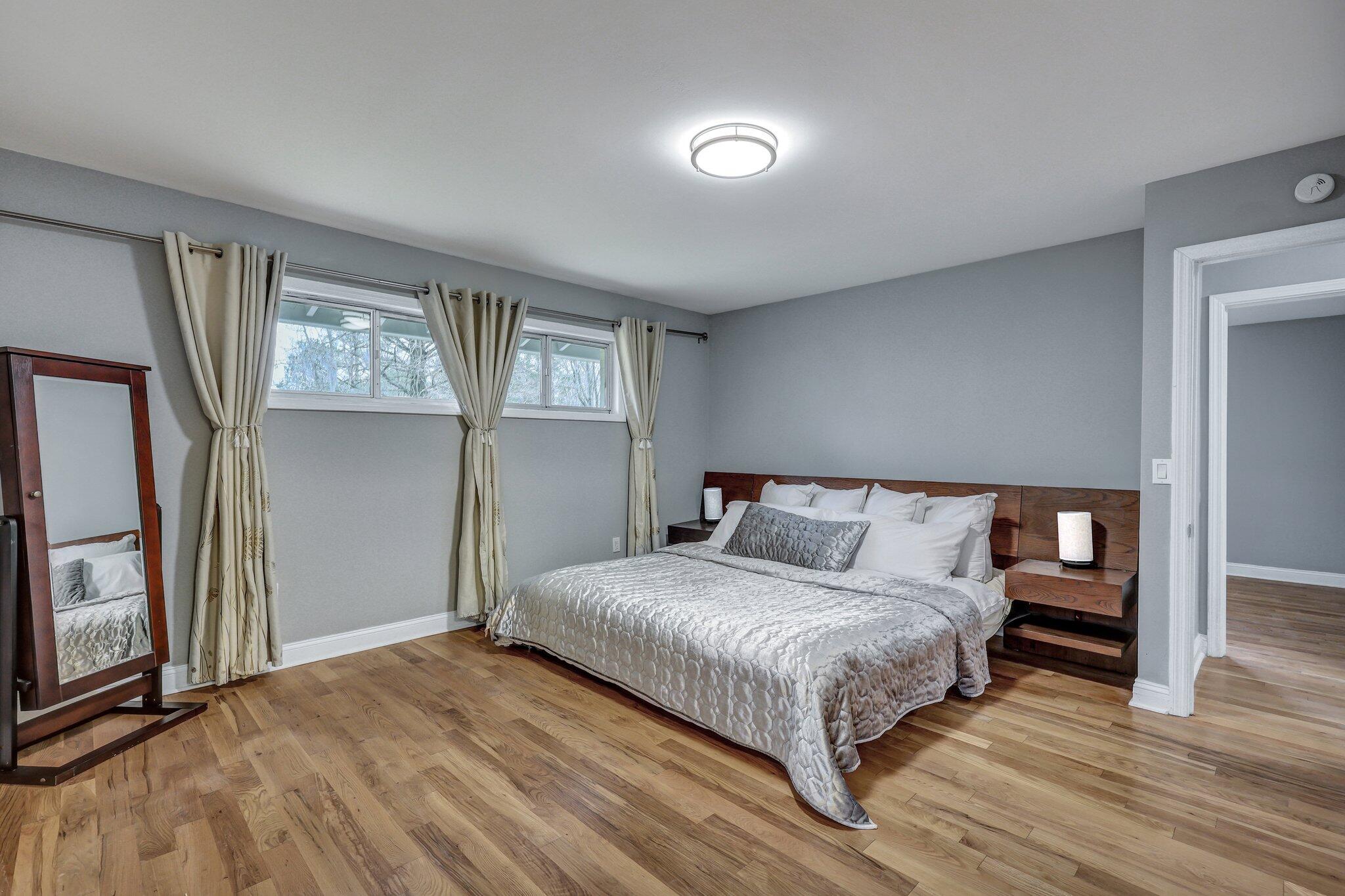 1228 Brookside Drive Hanahan, SC 29410 - Photo 16 of 25 Owner Suite 1