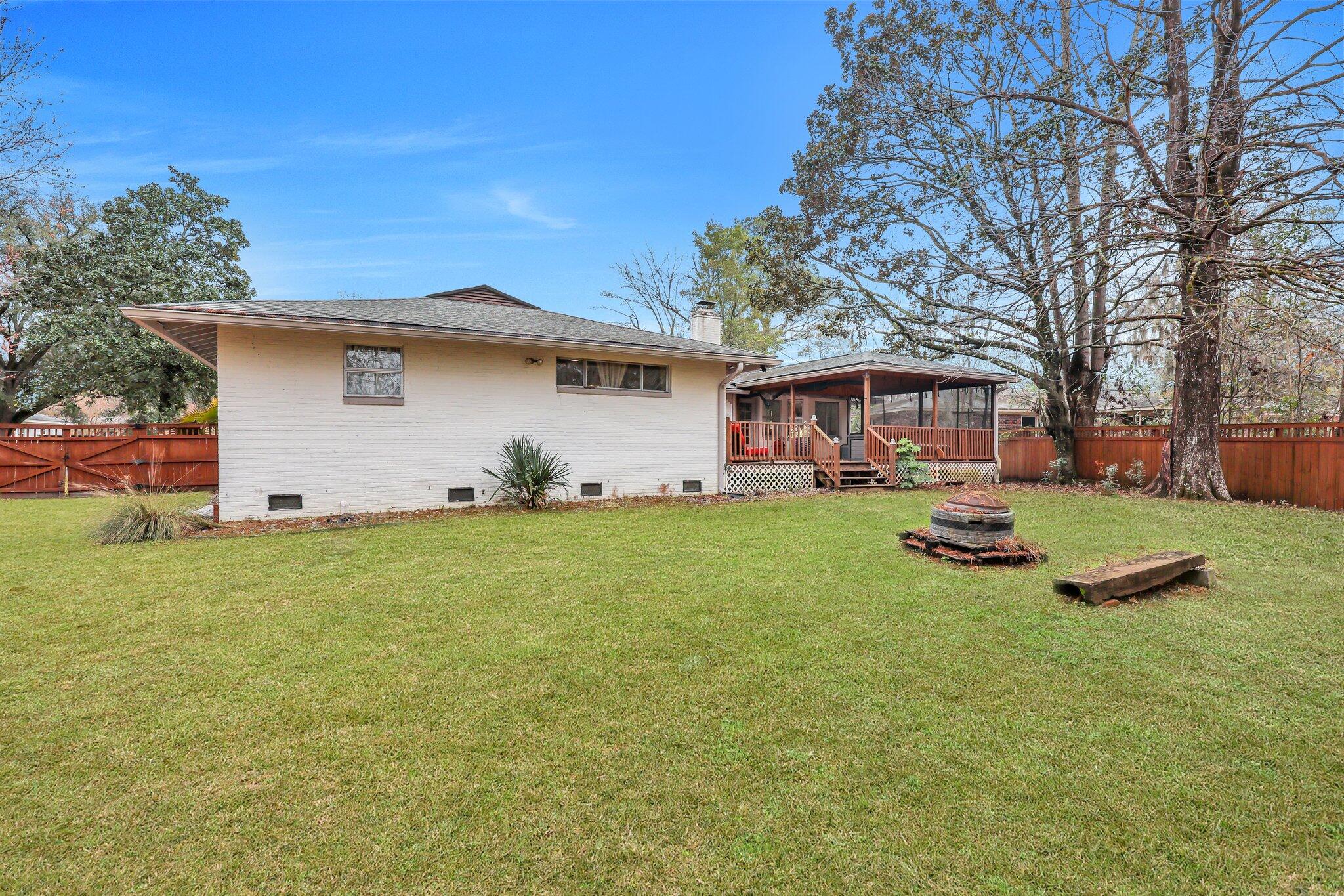 1228 Brookside Drive Hanahan, SC 29410 - Photo 22 of 25 Back Patio
