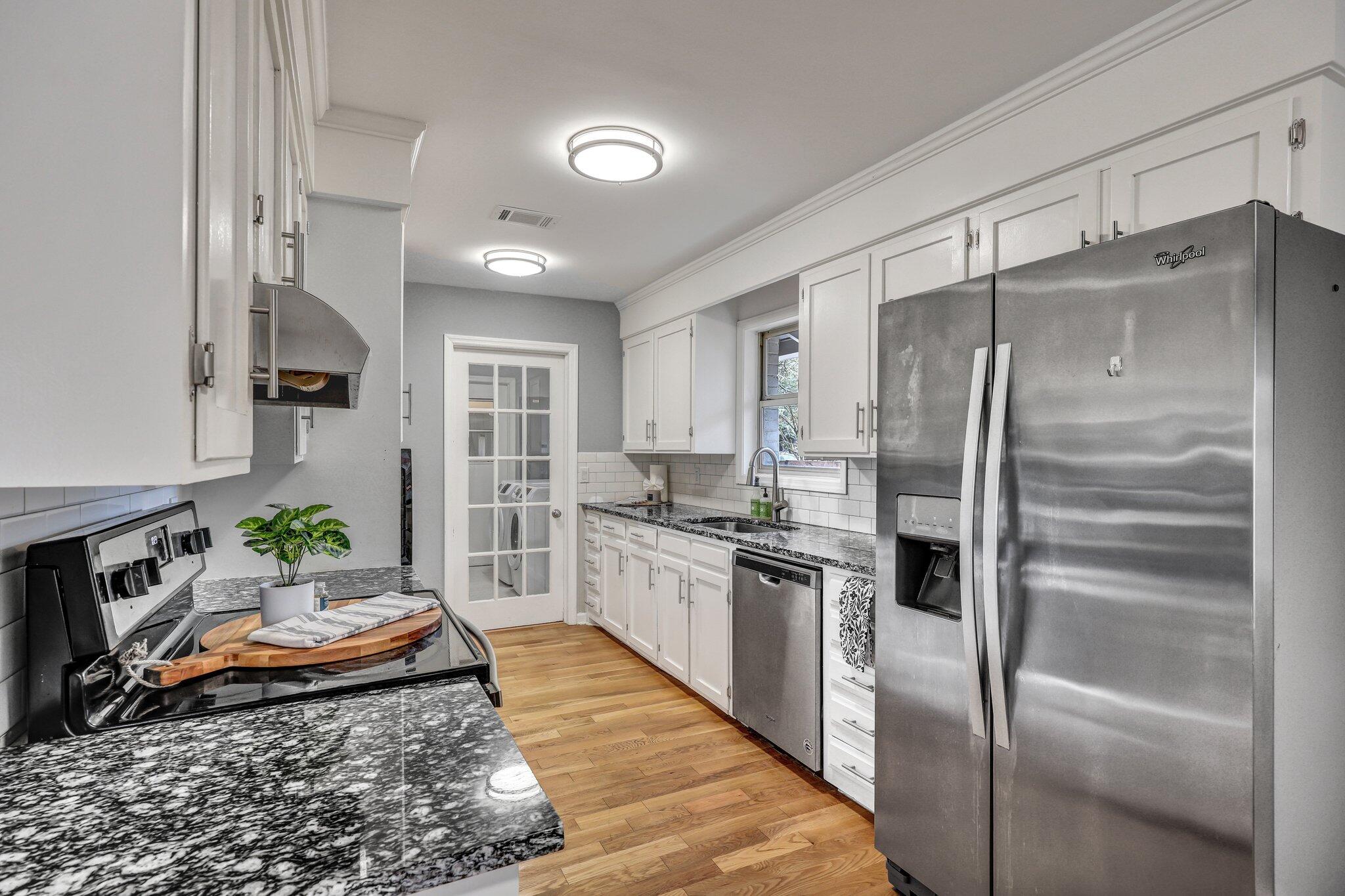 1228 Brookside Drive Hanahan, SC 29410 - Photo 6 of 25 Kitchen