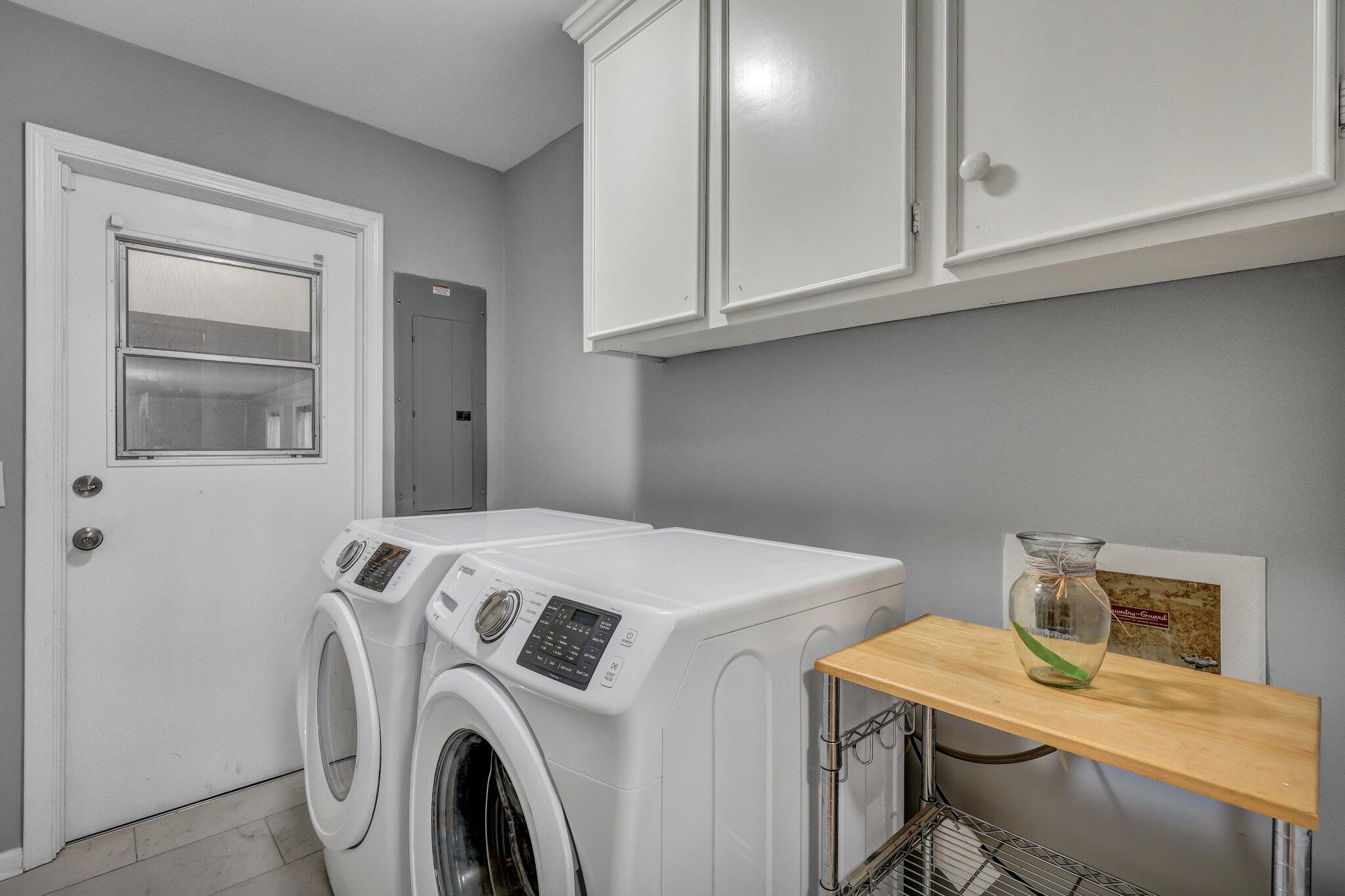 1228 Brookside Drive Hanahan, SC 29410 - Photo 9 of 25 Laundry Room