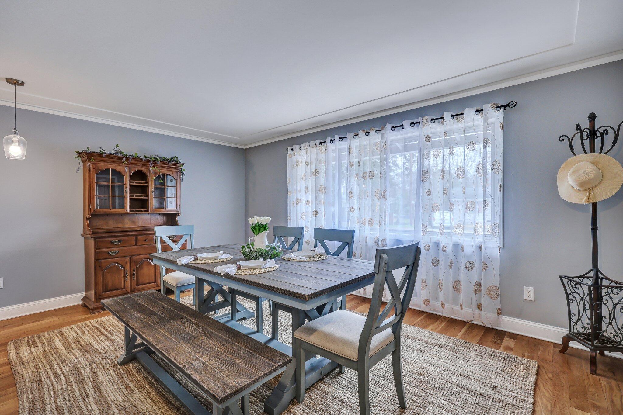 1228 Brookside Drive Hanahan, SC 29410 - Photo 10 of 25 Dinning Room