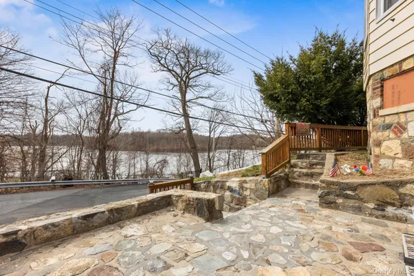 $495,000 | 3404 Mohegan Avenue, Mohegan Lake, NY 10547