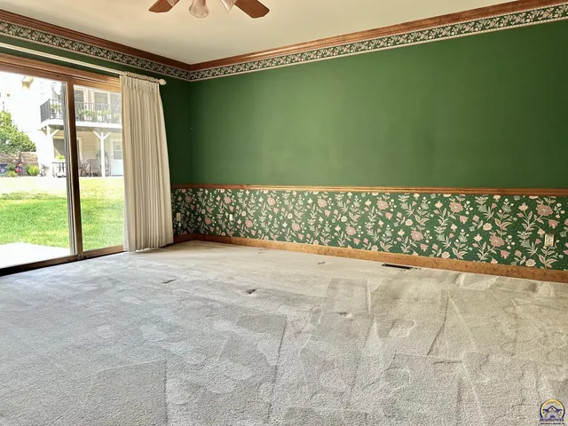 $354,900 | 3101 Southwest Muirfield Court, Topeka, KS 66614