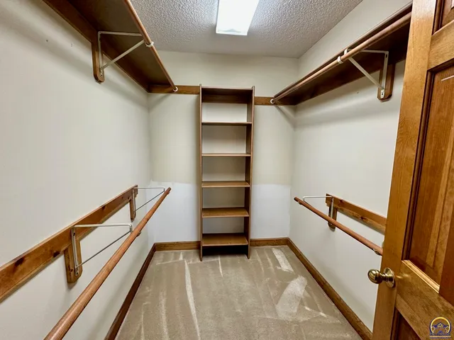 $354,900 | 3101 Southwest Muirfield Court, Topeka, KS 66614