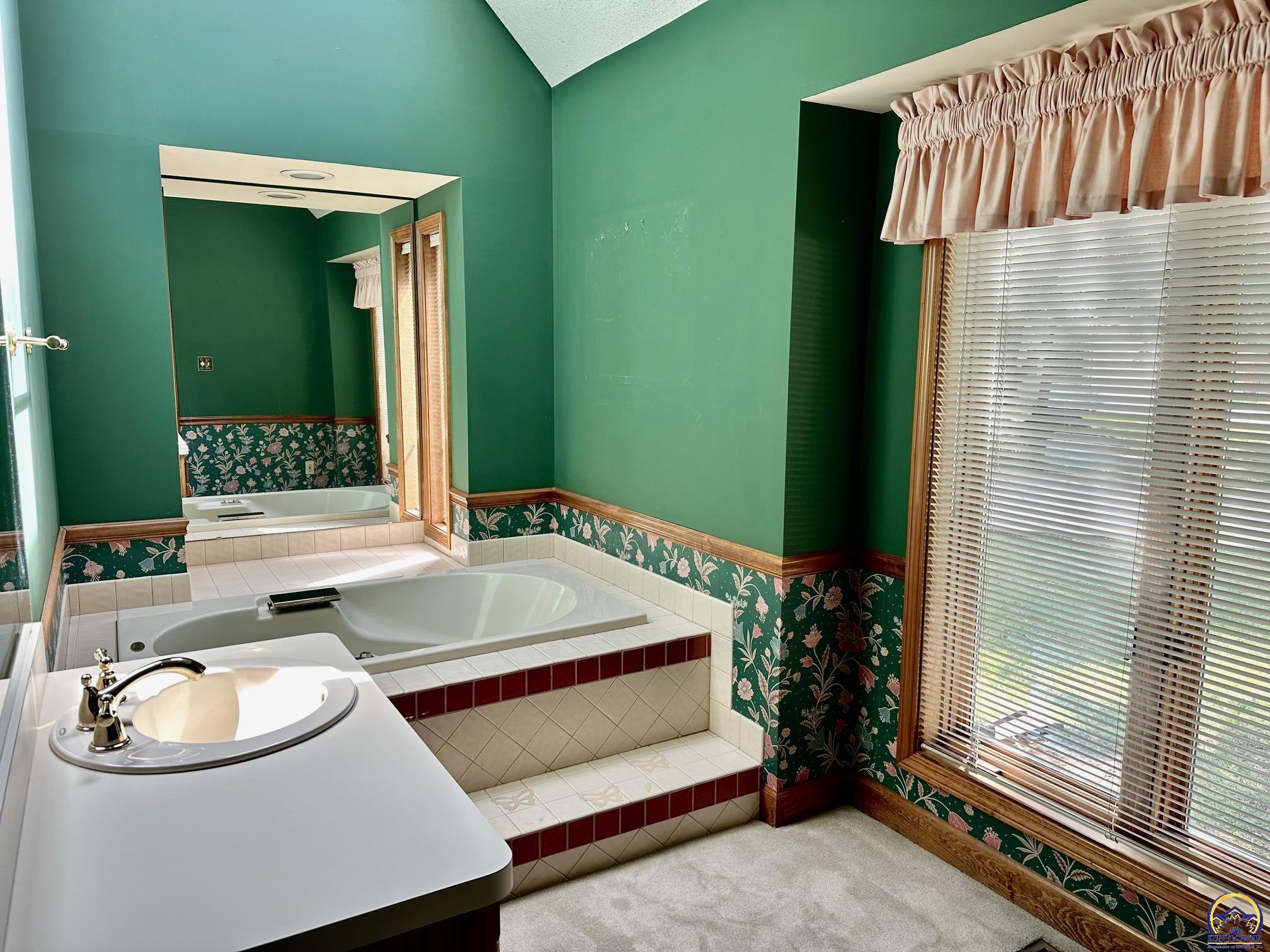 3101 Southwest Muirfield Court Topeka, KS 66614 - Photo 32 of 51