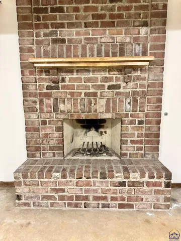 $354,900 | 3101 Southwest Muirfield Court, Topeka, KS 66614