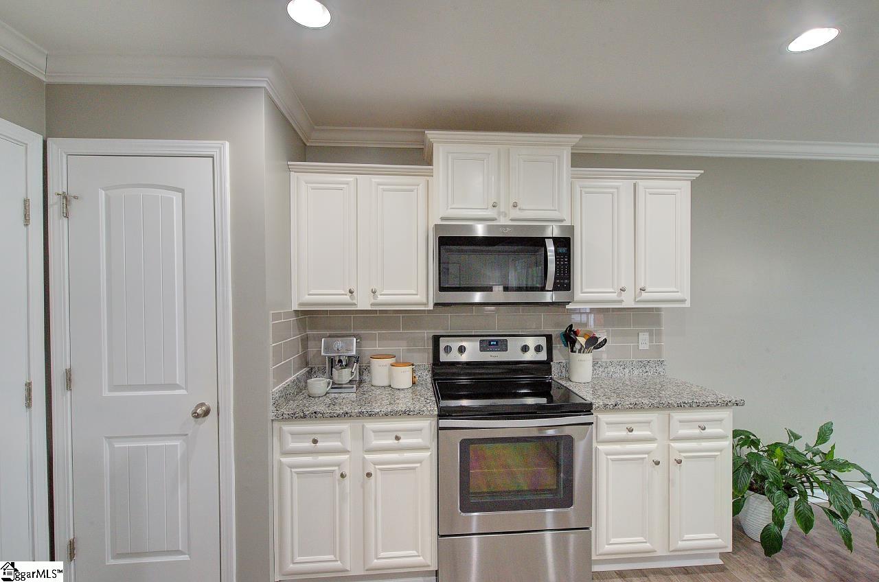 106 Screech Drive Fountain Inn, SC 29644 - Photo 13 of 36