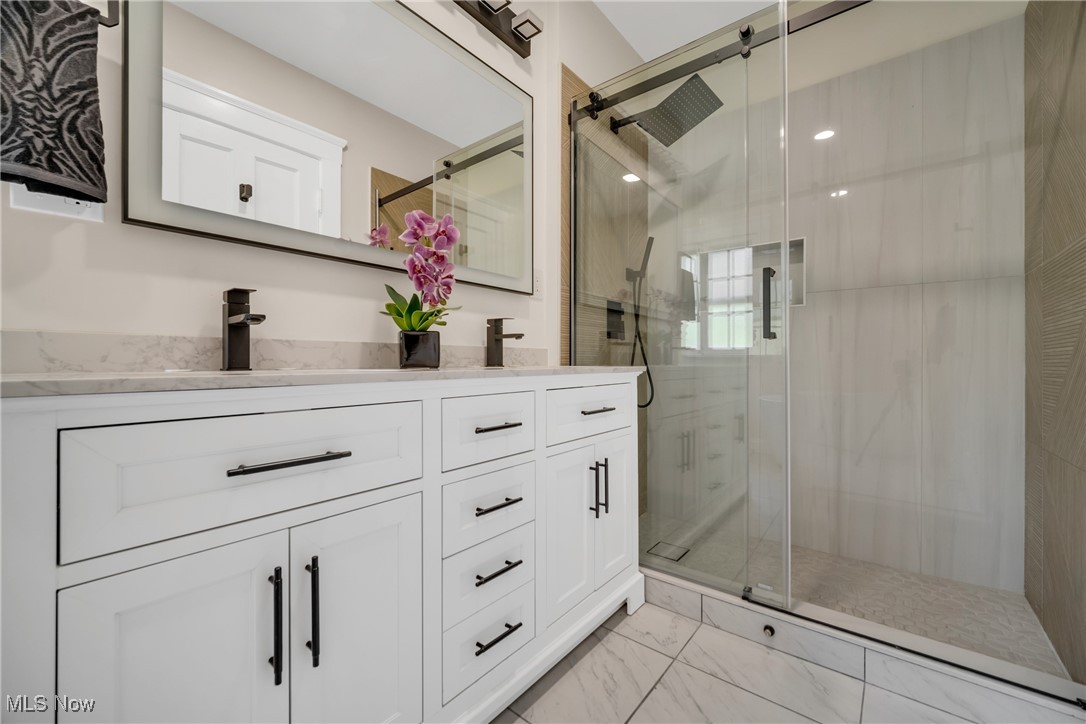 2565 Norfolk Road Cleveland, OH 44106 - Photo 24 of 50 Gallery Image 24
