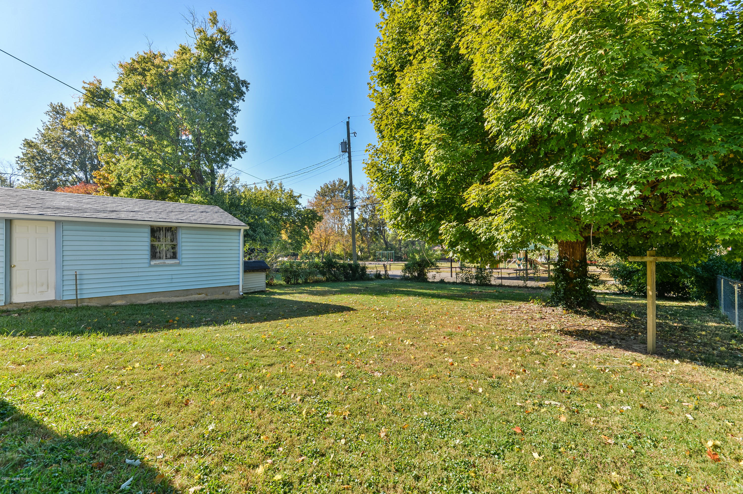 3824 Jupiter Road Louisville, KY 40218 - Photo 24 of 28 029 - 20201013 8697