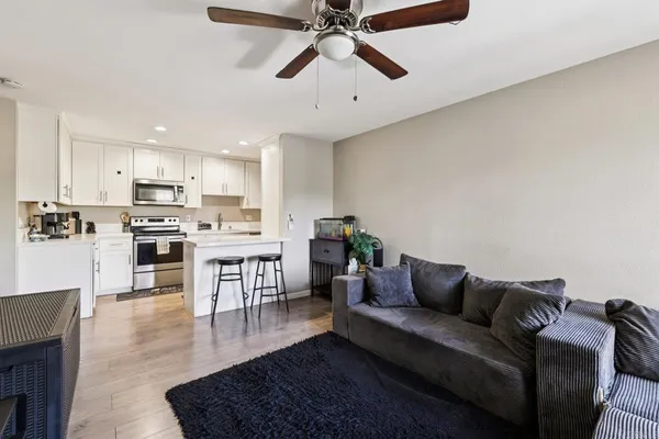 $325,000 | 745 East Bradley Avenue, Unit 54, El Cajon, CA 92021