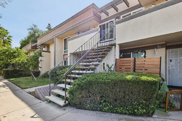 $325,000 | 745 East Bradley Avenue, Unit 54, El Cajon, CA 92021