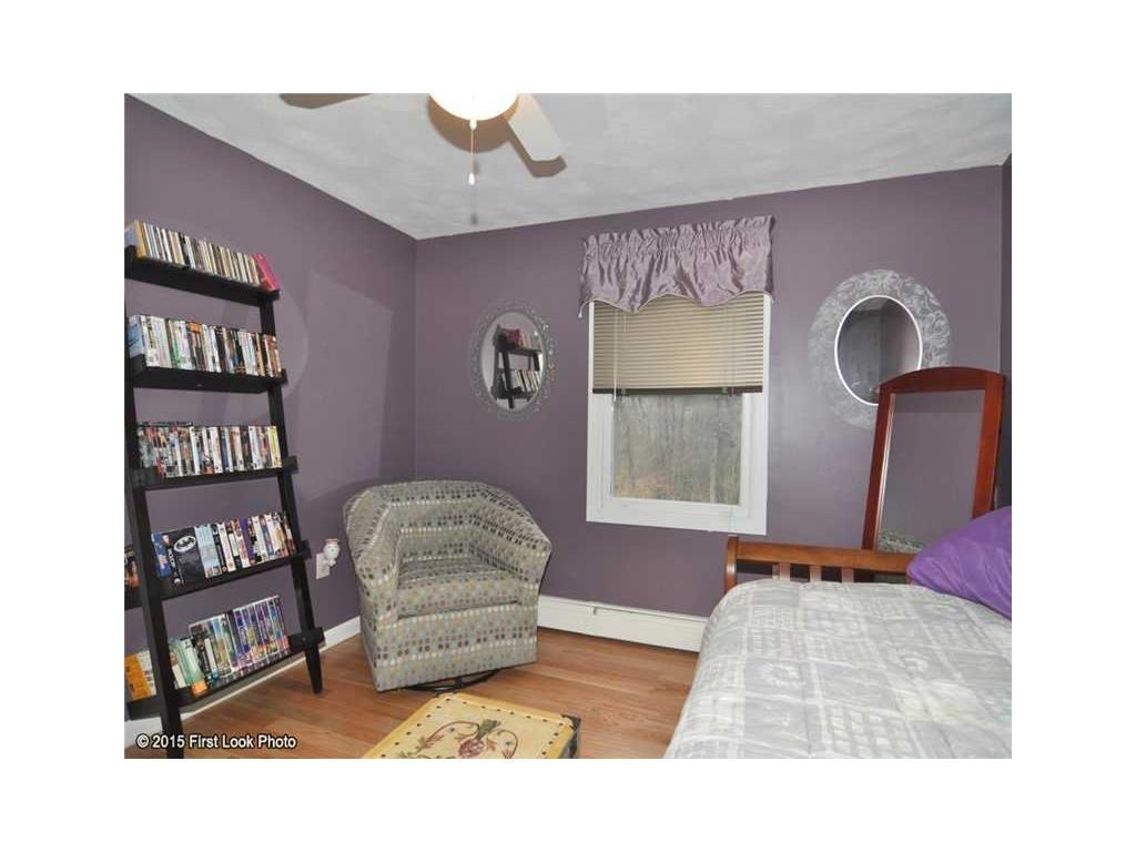 85 Reed Street, Unit 4 Warwick, RI 02886 - Photo 16 of 24 Gallery Image 16