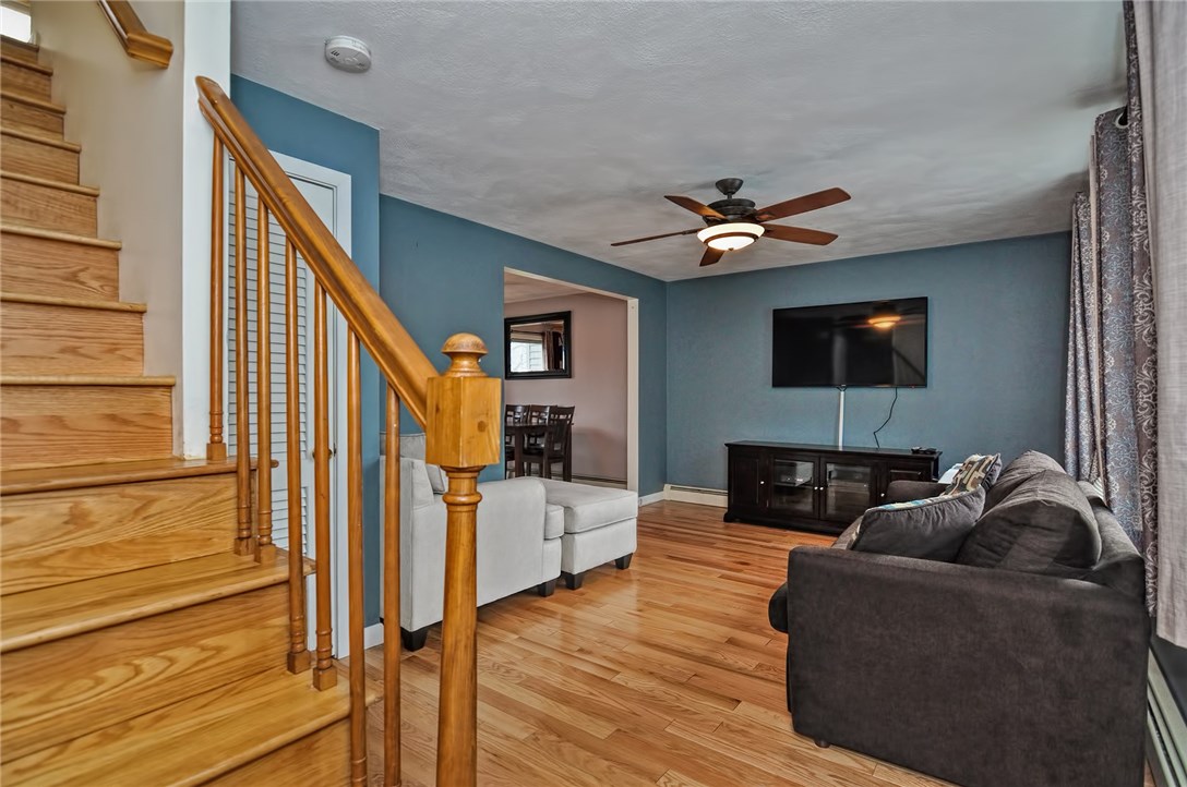 85 Reed Street, Unit 4 Warwick, RI 02886 - Photo 8 of 24 Gallery Image 8