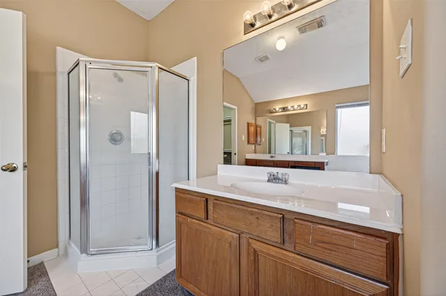 $295,000 | 3006 Palace Oaks Drive, Houston, TX 77082