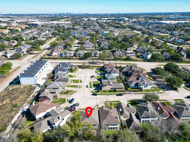 $295,000 | 3006 Palace Oaks Drive, Houston, TX 77082