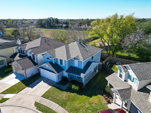 $295,000 | 3006 Palace Oaks Drive, Houston, TX 77082