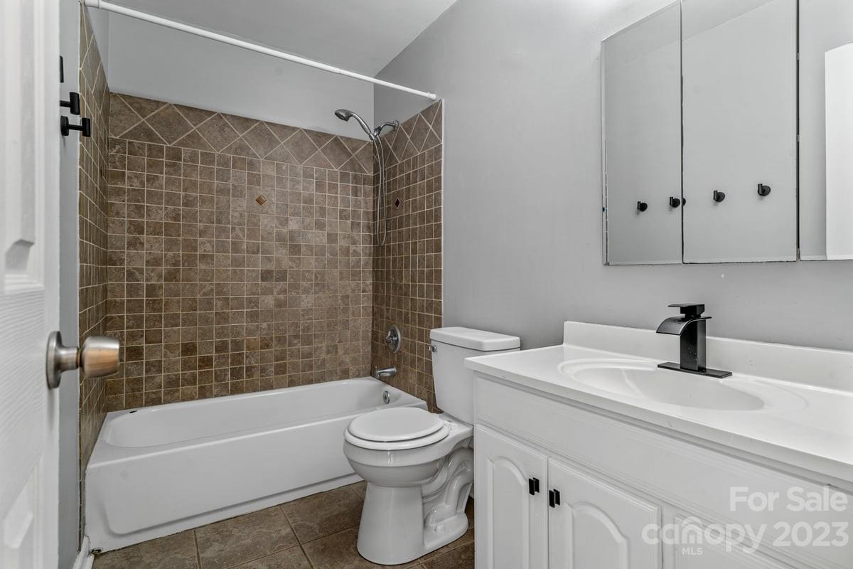 3547 Arklow Road Charlotte, NC 28269 - Photo 35 of 46 Gallery Image 35