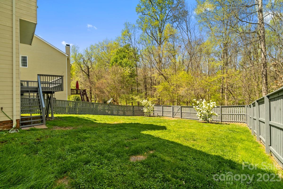 3547 Arklow Road Charlotte, NC 28269 - Photo 38 of 46 Gallery Image 38