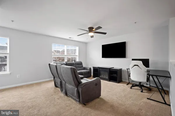 $228,762 | 22616 Majestic Elm Court, Unit 58, Clarksburg, MD 20871