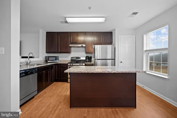 $228,762 | 22616 Majestic Elm Court, Unit 58, Clarksburg, MD 20871