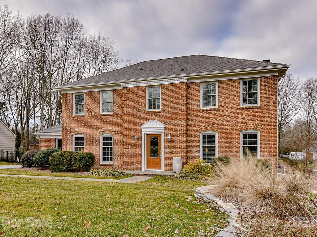 4732 Truscott Road Charlotte, NC 28226 - Photo 2 of 48 Gallery Image 2