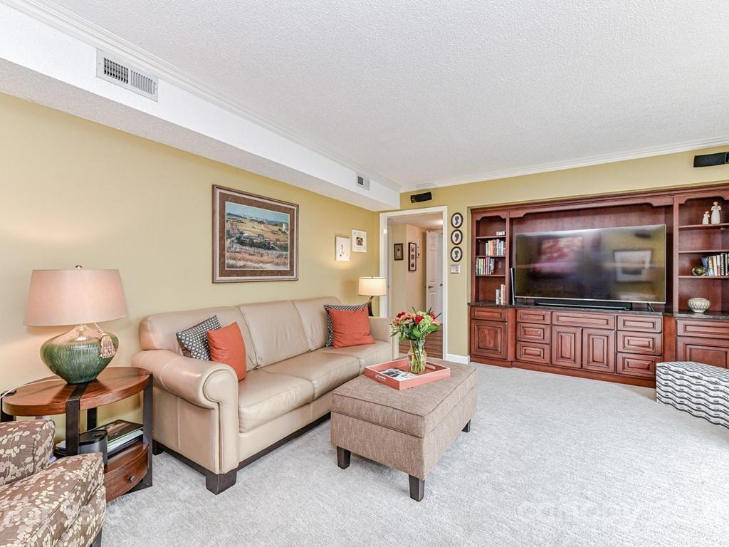 4732 Truscott Road Charlotte, NC 28226 - Photo 15 of 48 Gallery Image 15