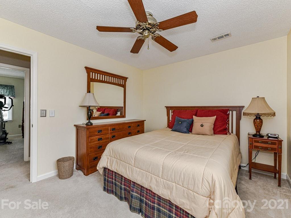 4732 Truscott Road Charlotte, NC 28226 - Photo 38 of 48 Gallery Image 38