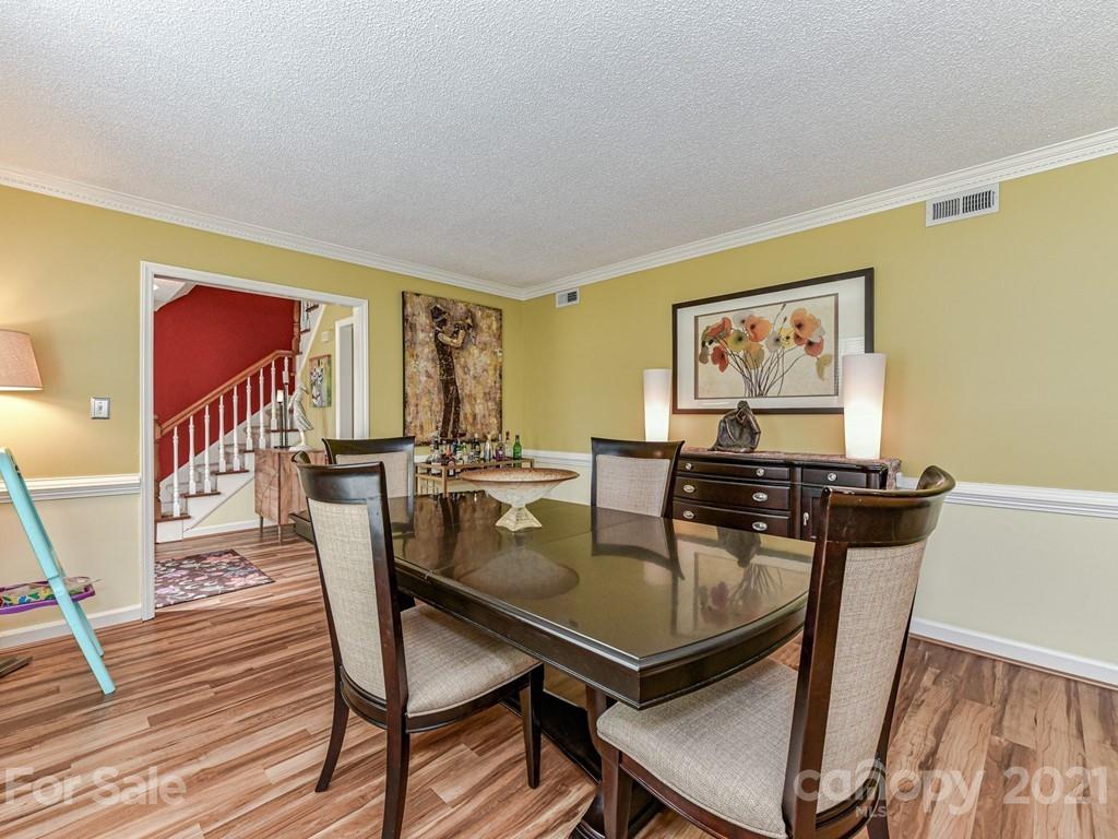 4732 Truscott Road Charlotte, NC 28226 - Photo 10 of 48 Gallery Image 10