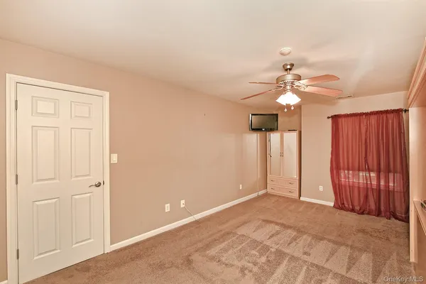 $2,600 | 171 Fairview Circle, Middle Island, NY 11953