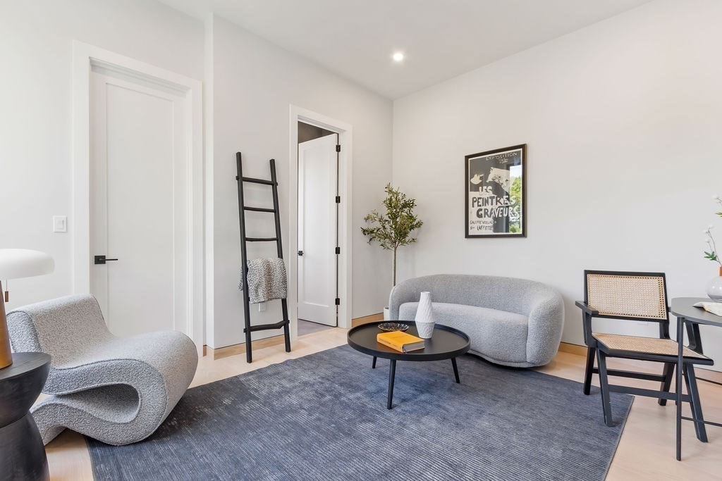 52 Sharpe Road Newton, MA 02459 - Photo 8 of 15