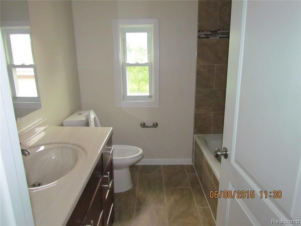 600 East Auburn Road Rochester, MI 48307 - Photo 8 of 9 IMG_3555.JPG