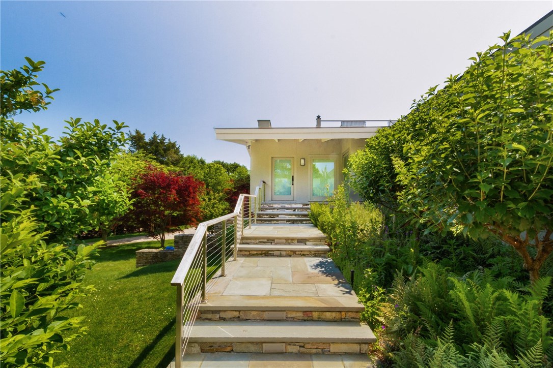 12 Round Hill Road Westerly, RI 02891 - Photo 41 of 46