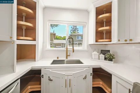 $915,000 | 7556 Silvertree Lane, Dublin, CA 94568