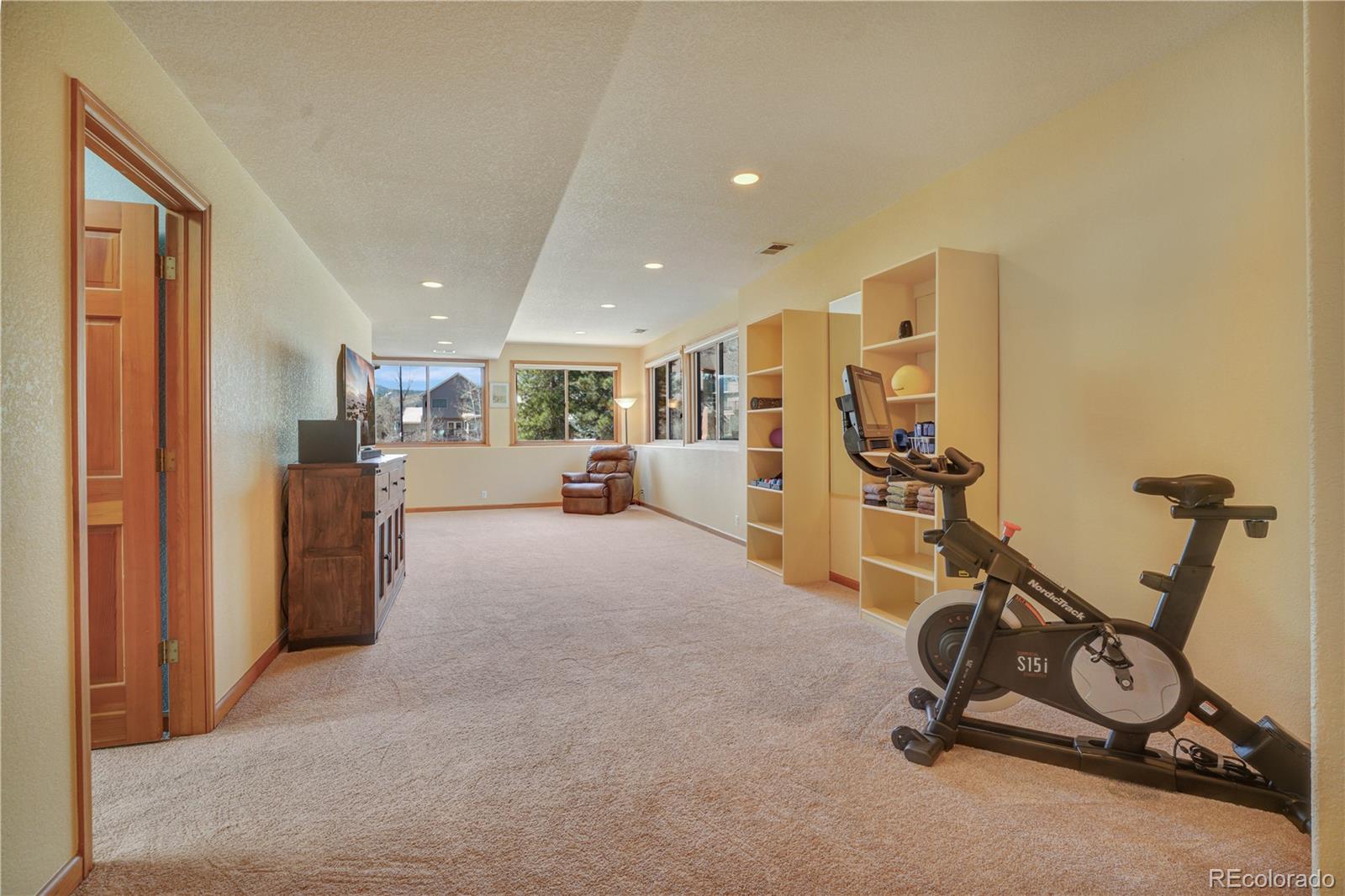 1022 Ridge Road Golden, CO 80403 - Photo 16 of 24