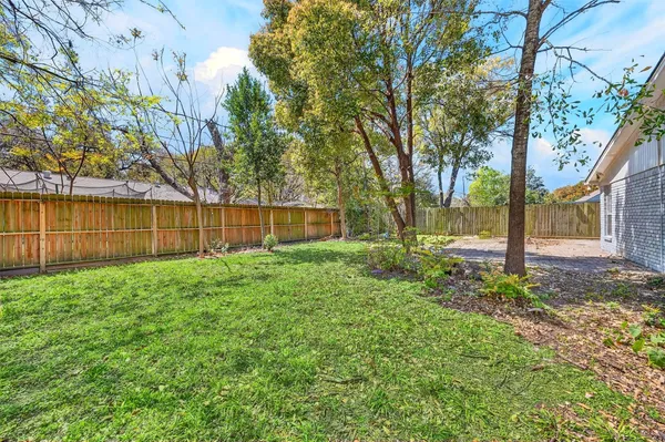 $2,450 | 9611 Highmeadow Drive, Houston, TX 77063