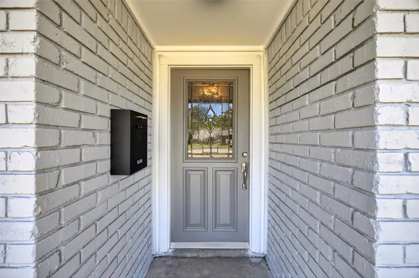 $2,450 | 9611 Highmeadow Drive, Houston, TX 77063