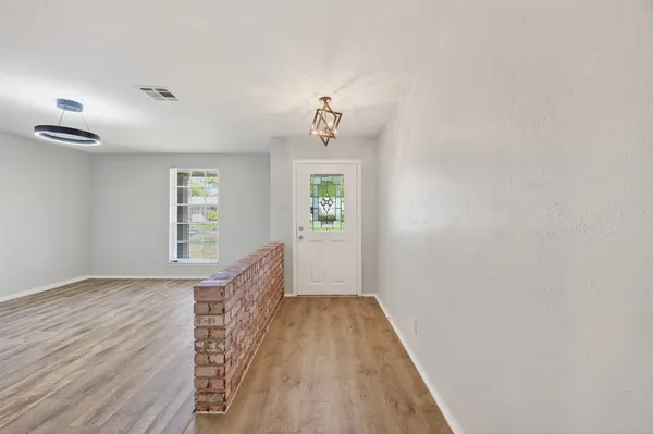 $2,450 | 9611 Highmeadow Drive, Houston, TX 77063