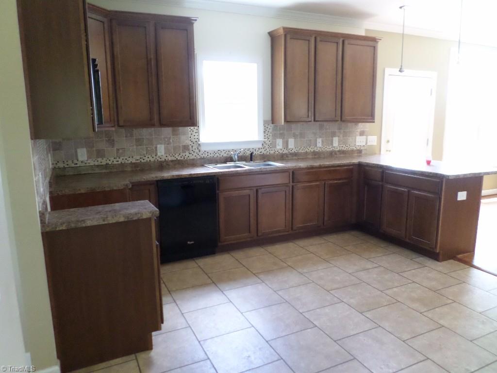 1735 South Friendship Road Germanton, NC 27019 - Photo 7 of 26 Gallery Image 7
