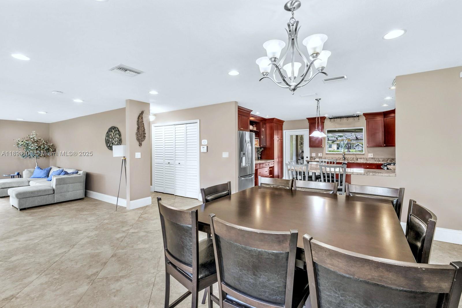 17041 Southwest 48th Street Southwest Ranches, FL 33331 - Photo 17 of 53 Gallery Image 17
