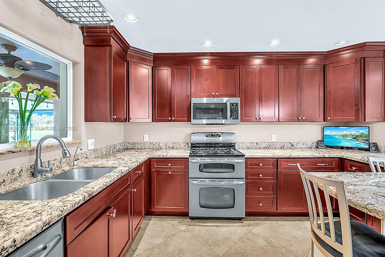 17041 Southwest 48th Street Southwest Ranches, FL 33331 - Photo 22 of 53 Gallery Image 22