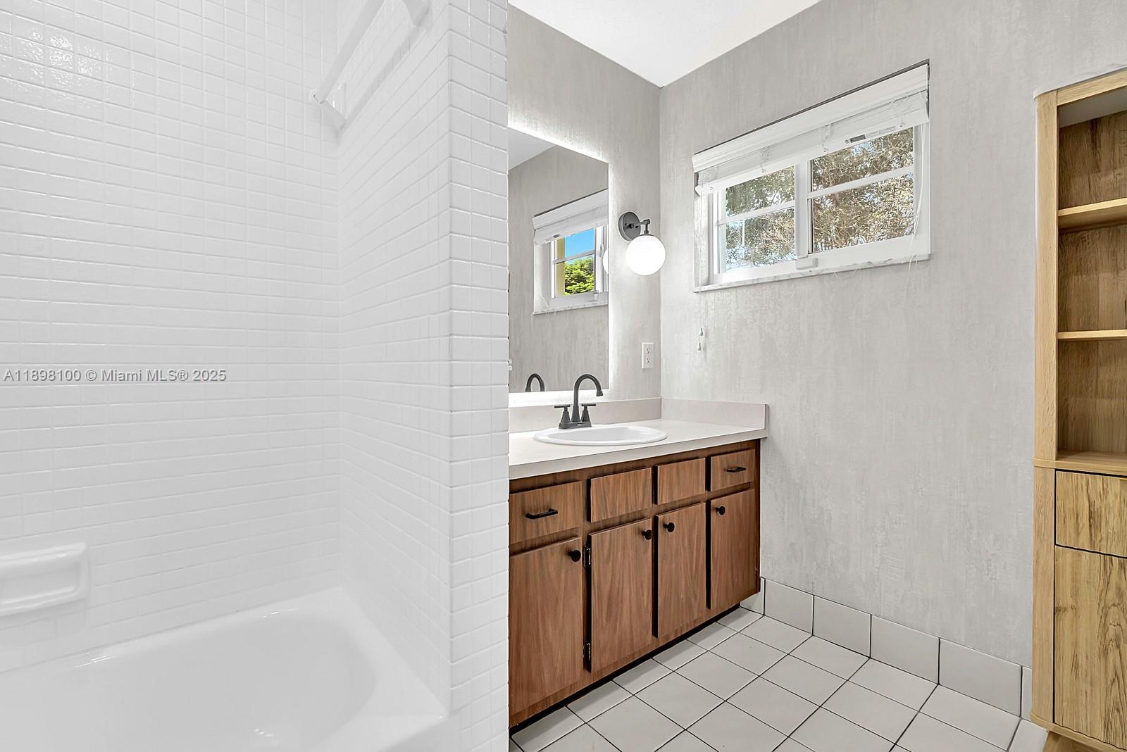 17041 Southwest 48th Street Southwest Ranches, FL 33331 - Photo 27 of 53 Gallery Image 27