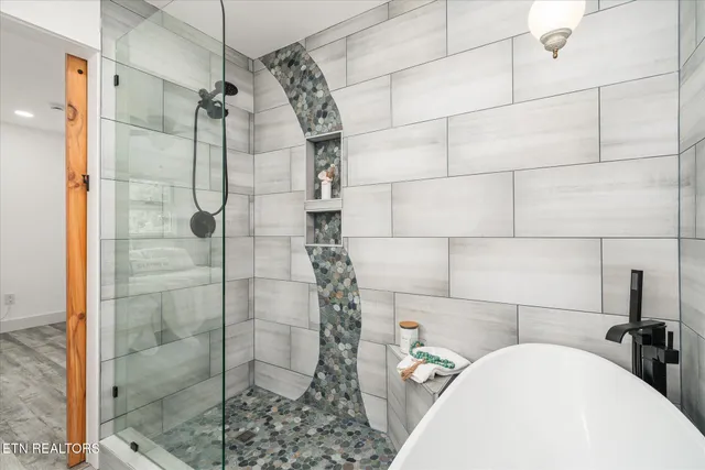 $459,900 | 8903 Highway 127, Crossville, TN 38571