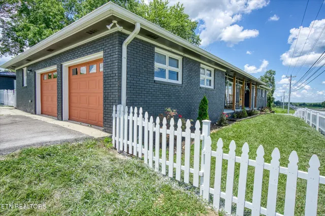 $459,900 | 8903 Highway 127, Crossville, TN 38571