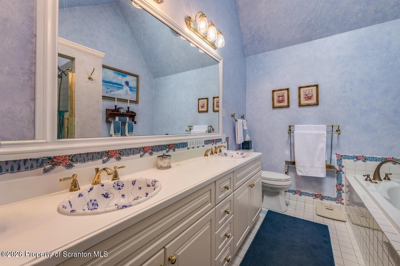 11 Rice Drive Dallas, PA 18612 - Photo 49 of 82 49