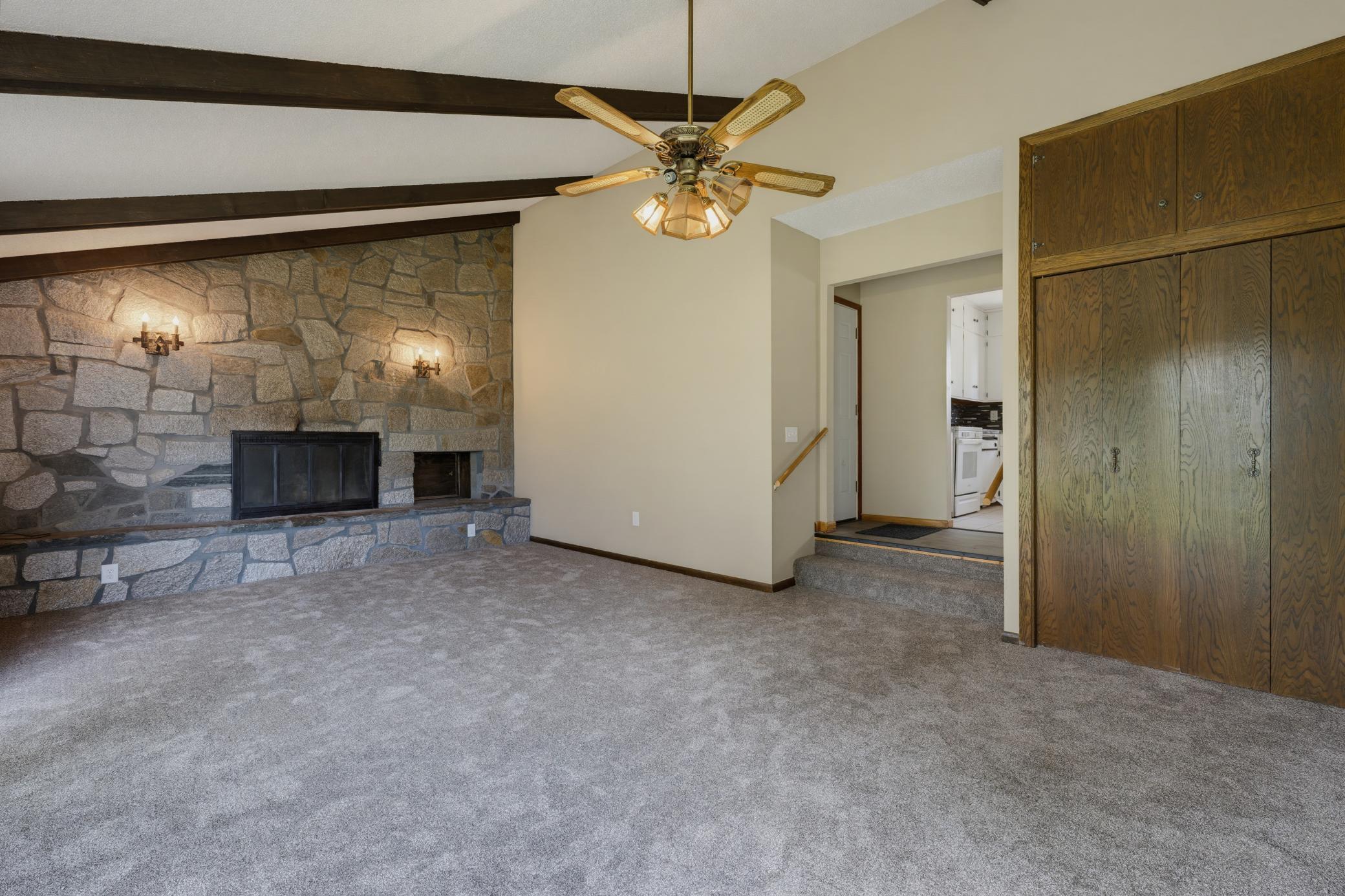 821 Ash Avenue Bird Island, MN 55310 - Photo 10 of 22