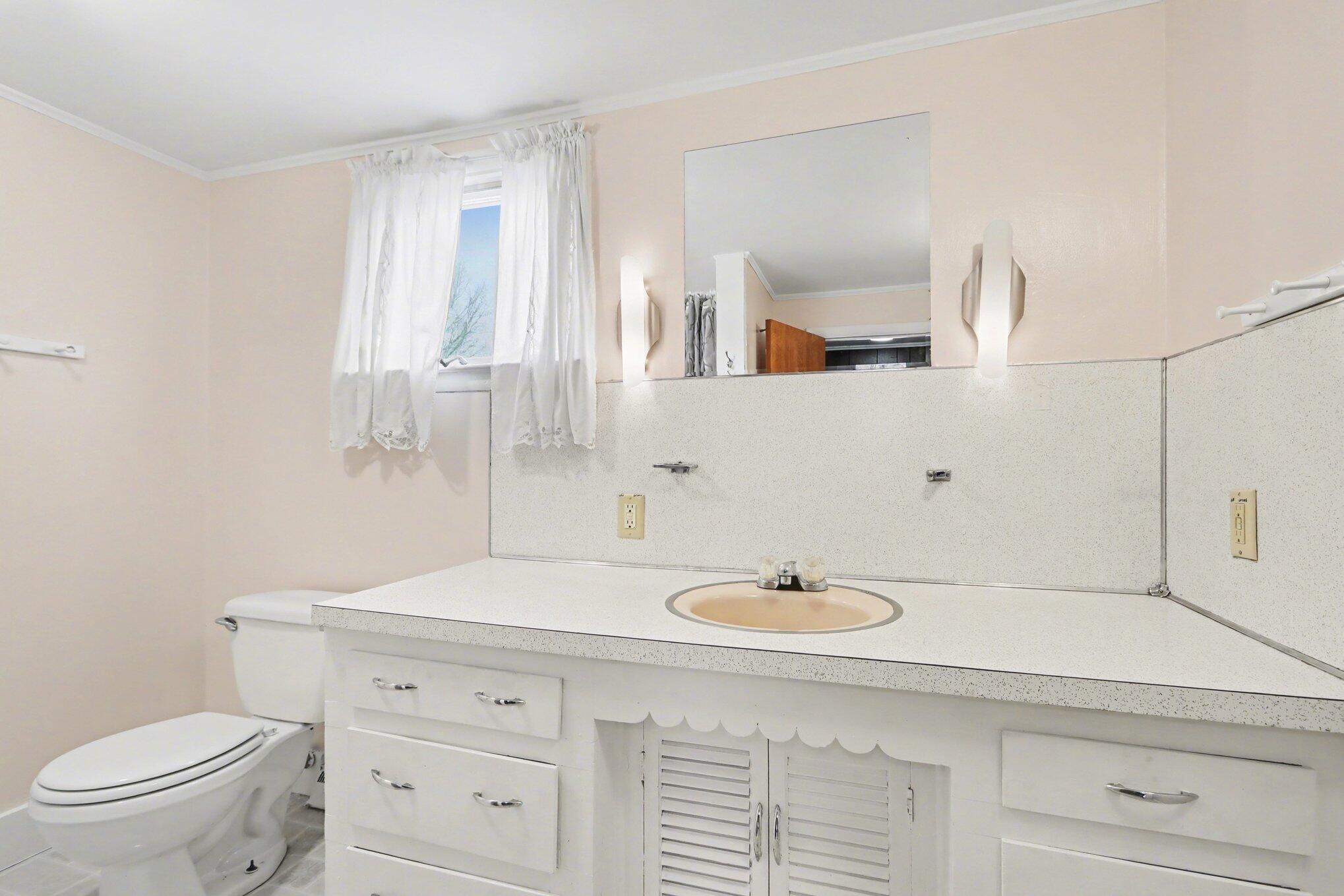 224 Davis Street Marcellus, MI 49067 - Photo 11 of 20 011_file_1906